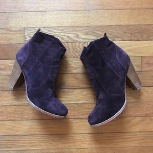 Joie Dalton ankle bootie size 38 suede purple